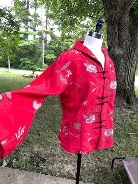 Keke Collection Red Chinese Embroidered Silk Blend Jacket Oriental Medium